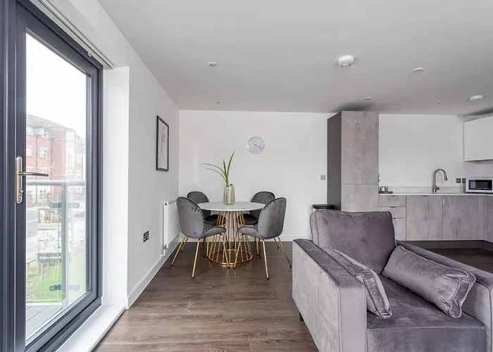 Stayzeni, Ouse Court Modern 2 Bed *