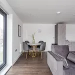 Stayzeni, Ouse Court Modern 2 Bed *