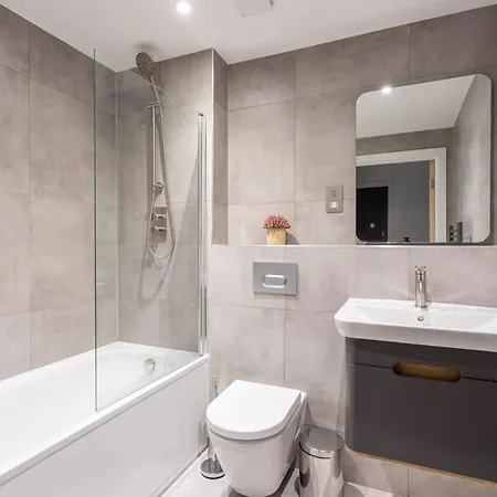 Stayzeni, Ouse Court Modern 2 Bed * York