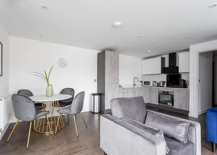 公寓 Stayzeni, Ouse Court Modern 2 Bed